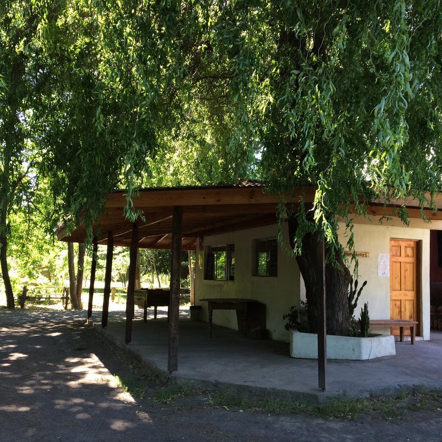 Camping & Hospedaje Rio Laja Villa El Manzano  Luaran gambar